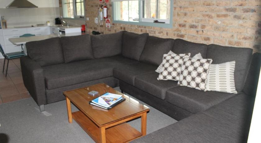 Kyneton Bushland Resort — Kyneton — photo 3
