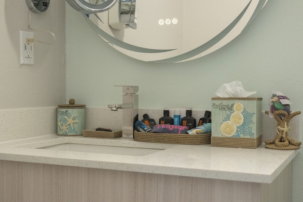 Ocean Sands Beach Boutique Inn Stay At the Beach - photo 61