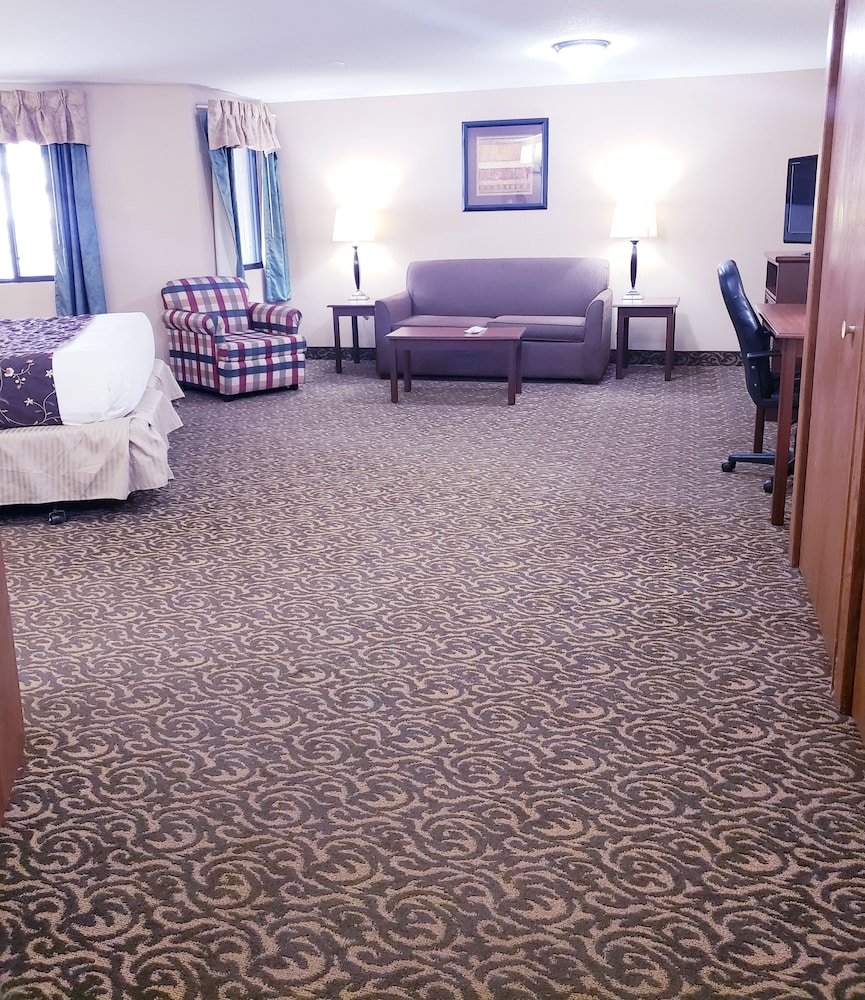 Quality Inn & Suites Black River Falls I 94 - photo 7