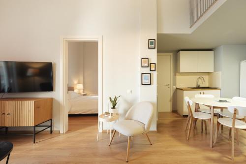 Aristotelous 22 Suites Smooth Living — 4-Star Luxury Hotel in Thessaloniki, Greece