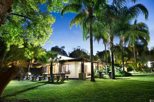 River Bank Lodge — 4-Star Luxury Hotel in Upington, South Africa