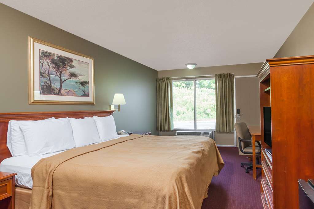 Knights Inn Lebanon - photo 13