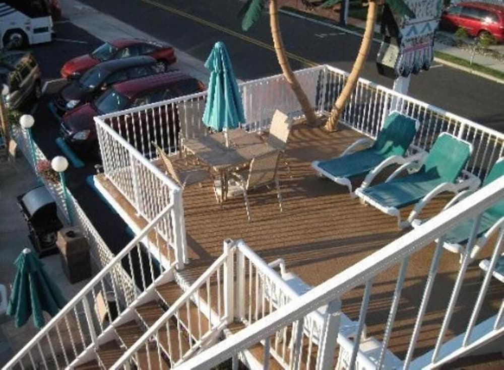 Aztec Motel - photo 29
