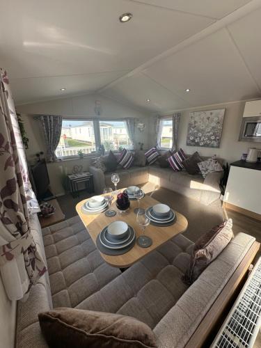 8 Berth Waterside Ingoldmells Skegness B24 SANTANAVAN 4 in Ingoldmells, United Kingdom