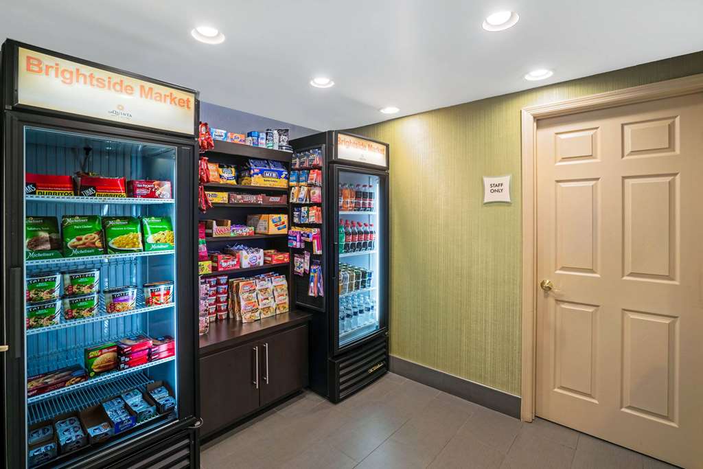 La Quinta Inn & Suites by Wyndham Lebanon - photo 27