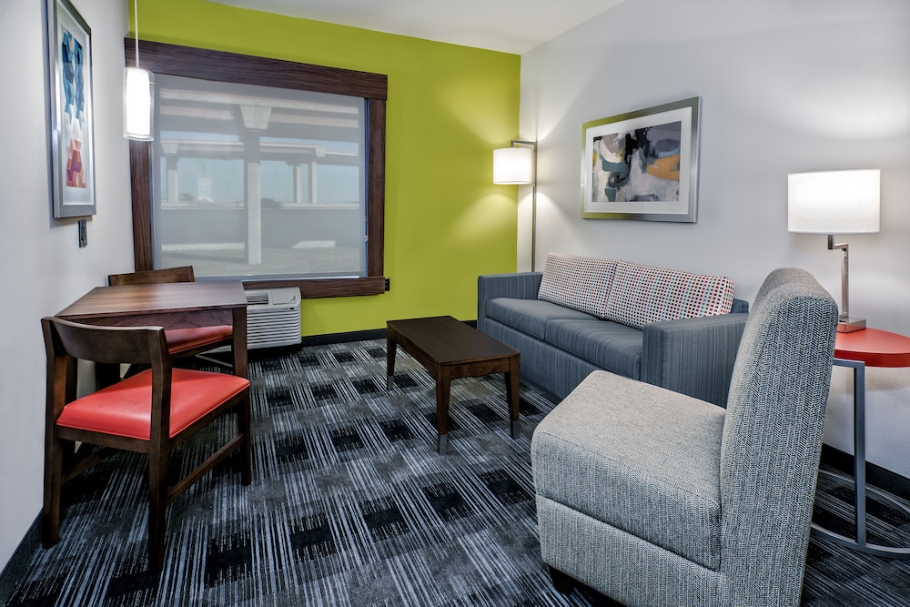 Holiday Inn Express & Suites Austin Round Rock Area by IHG - photo 12