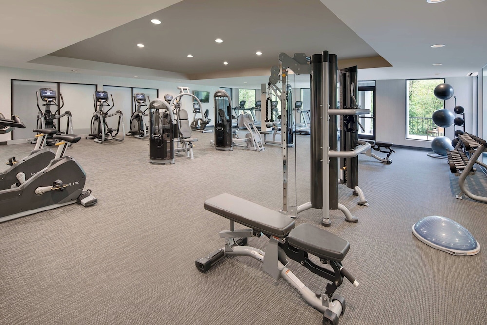 Courtyard by Marriott Grand Rapids Airport - photo 18