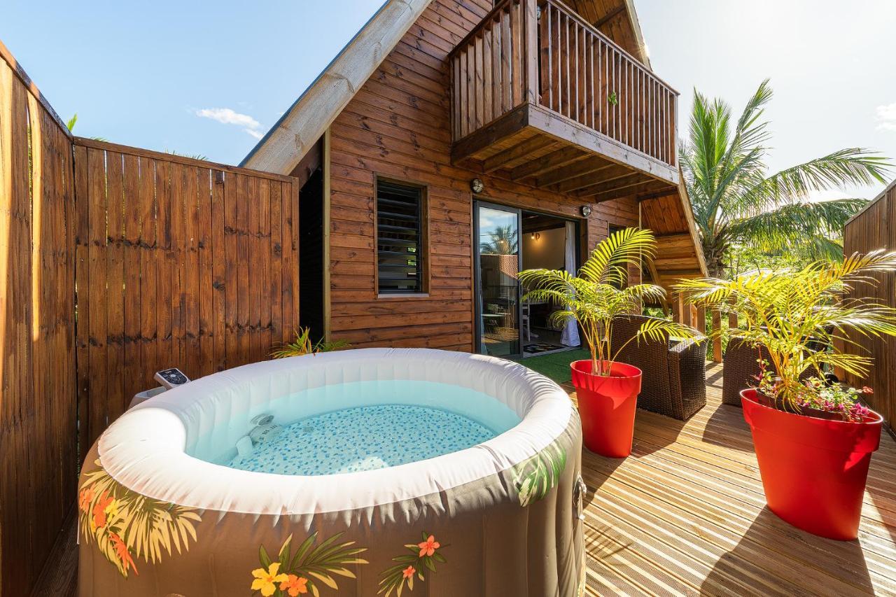 Charmant Chalet L'ile O Vert — 4-Star Luxury Hotel in Saint-Philippe, Réunion
