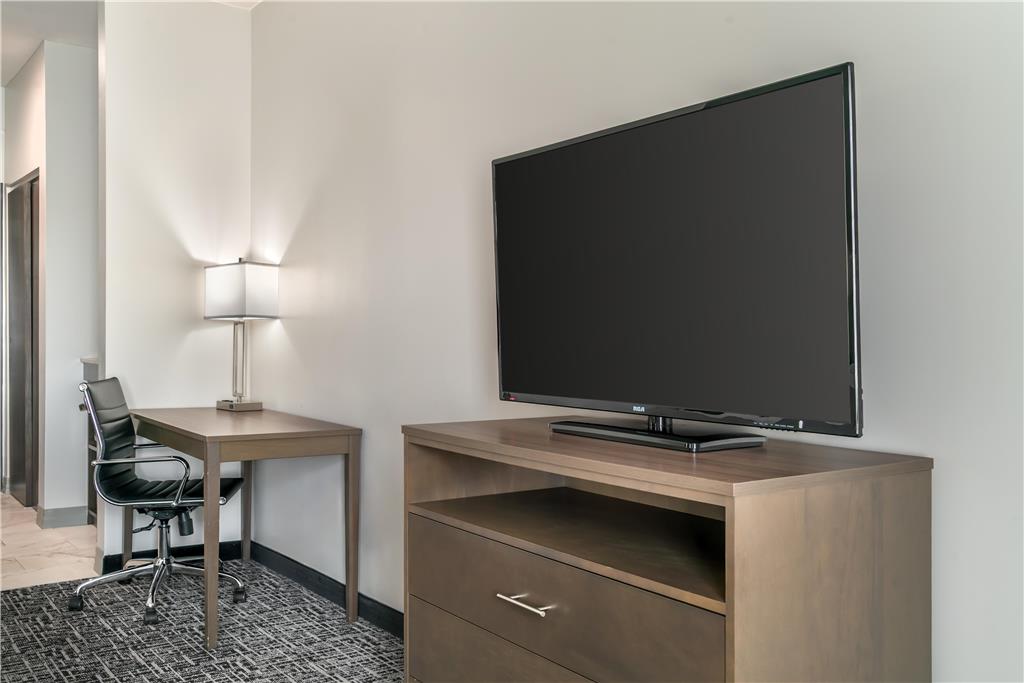 Best Western Plus Wayland Hotel - photo 13