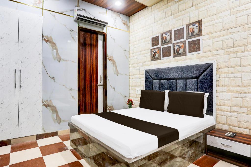 Super Hotel O Zr in Bathinda, India