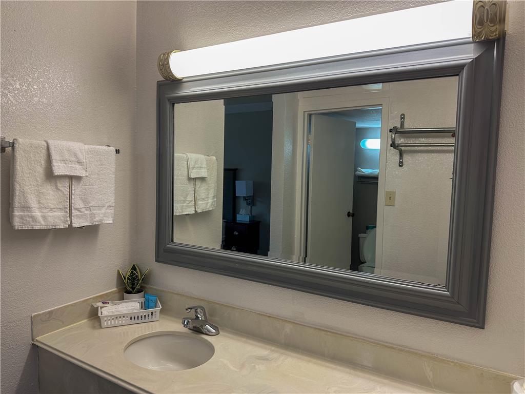 Motel 6 Rochester NY Airport - photo 14