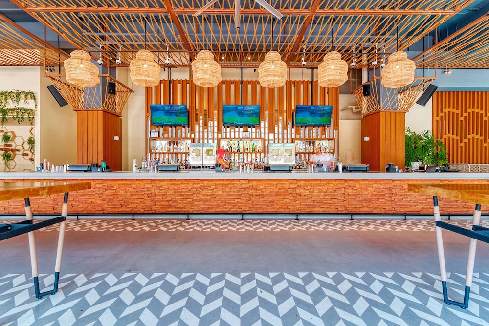 Virgin Hotel Las Vegas Curio Collection by Hilton - photo 125