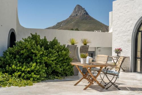 Four Uitsig Camps Bay