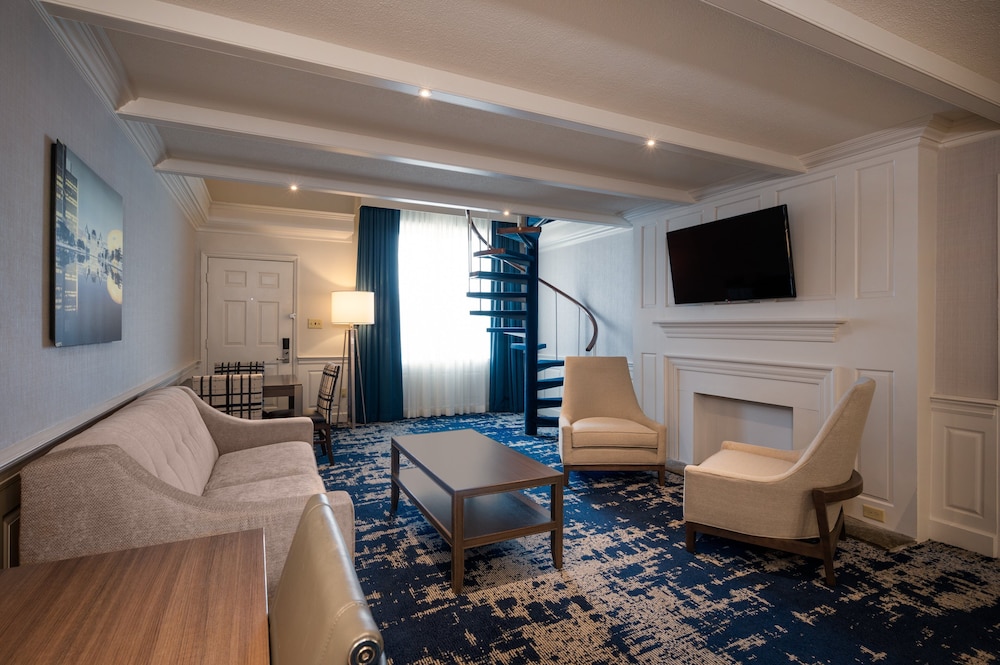 Crowne Plaza Albany The Desmond Hotel - photo 17