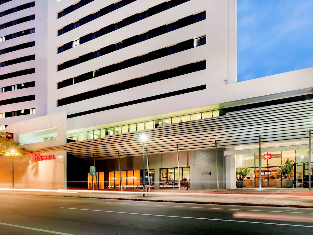 Ibis Curitiba Shopping