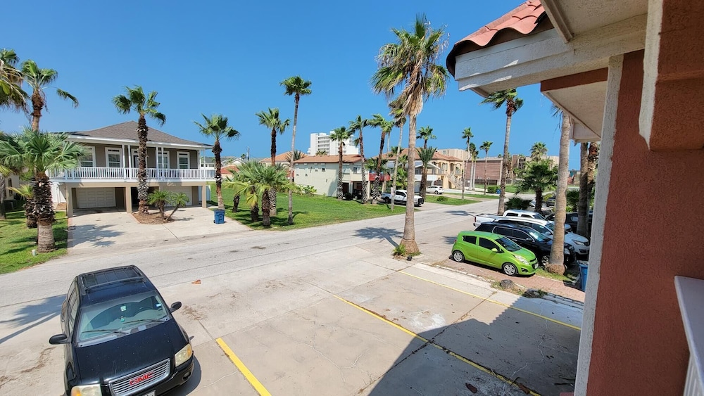 Campeche Triplex Unit C - photo 31