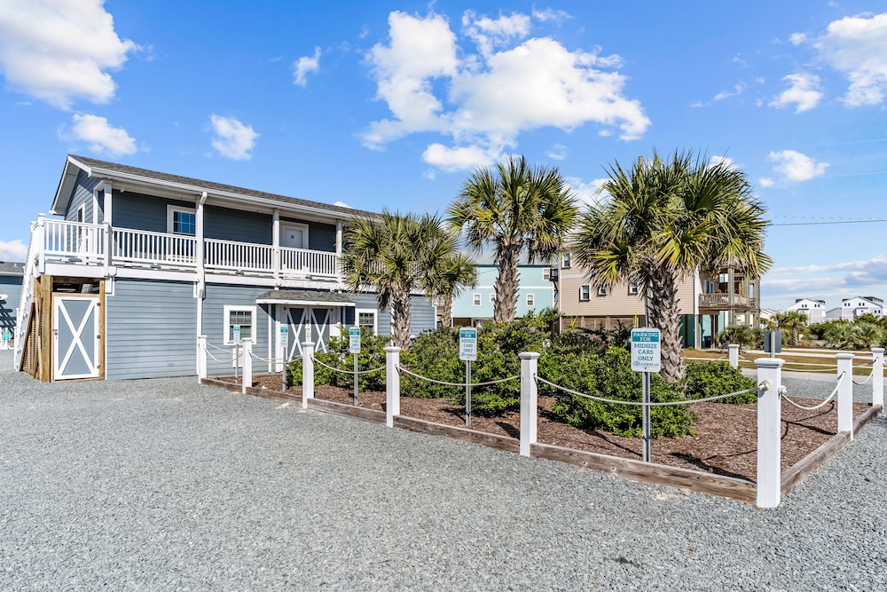 Loggerhead Inn and Suites - photo 120