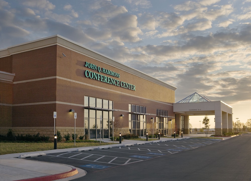 Embassy Suites by Hilton Norman Hotel & Conference Center - photo 42