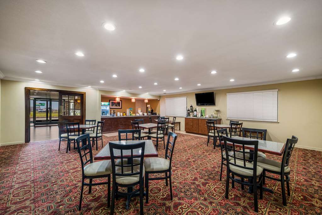 Quality Inn & Suites Garland East Dallas - photo 32