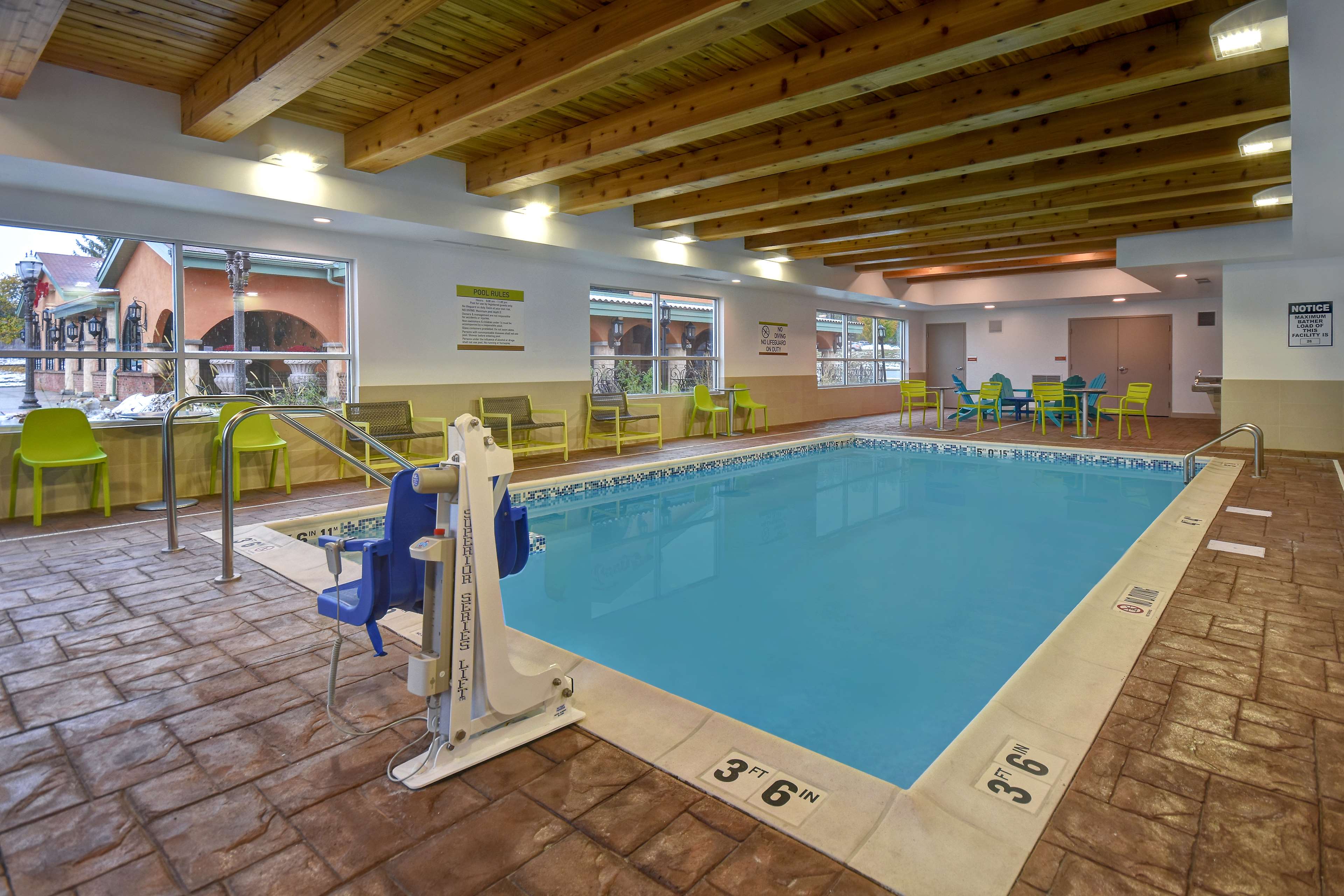 Home2 Suites by Hilton Eau Claire South - photo 18