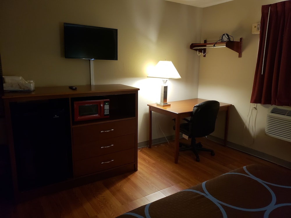 Super 8 by Wyndham Martinsville VA - photo 4