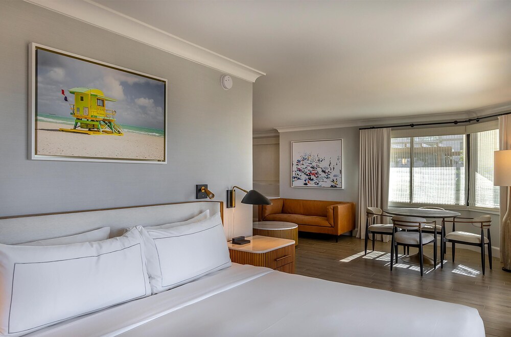 The Waterfront Beach Resort A Hilton Hotel - photo 90