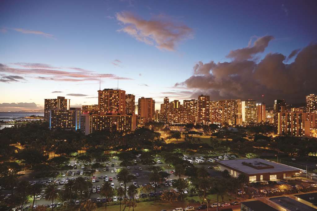 Embassy Suites by Hilton Waikiki Beach Walk - photo 13