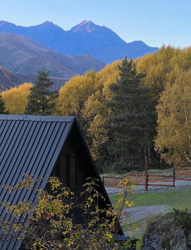 Mountain Waltz by Elia Glamping