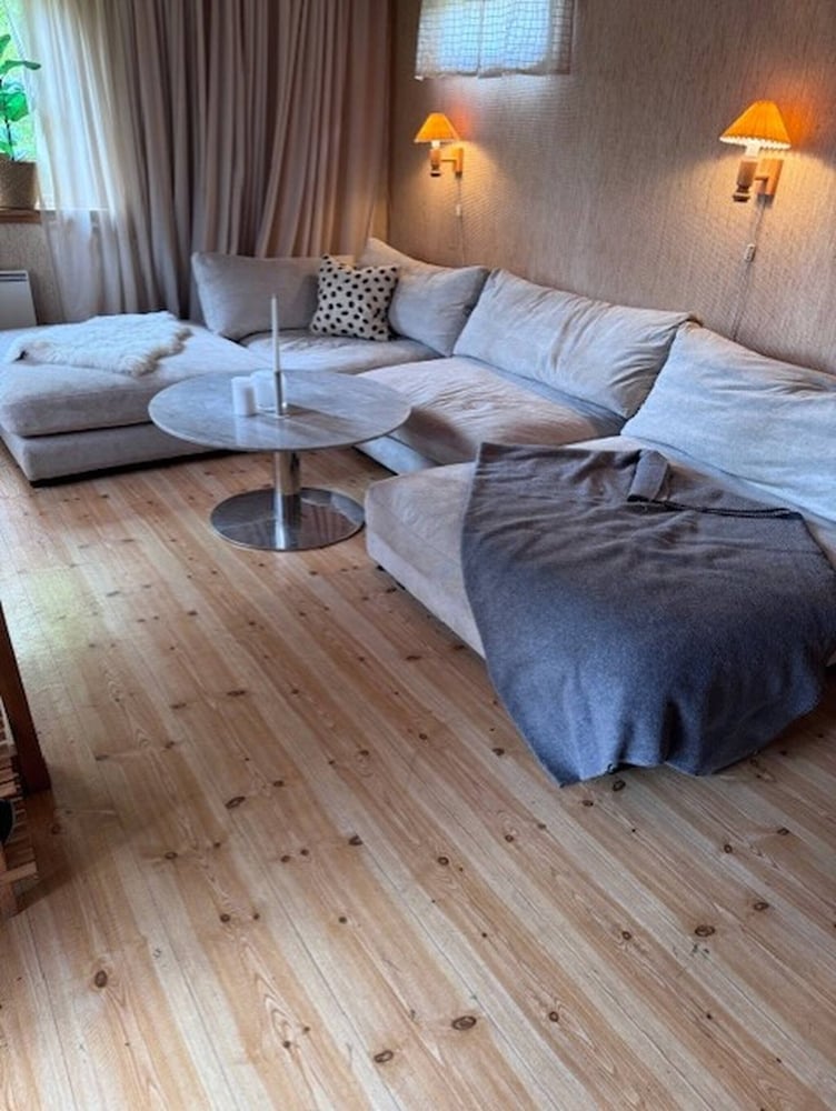 Forest Idyll by the Lake With zip Line pet-friendly hotel Hallsberg