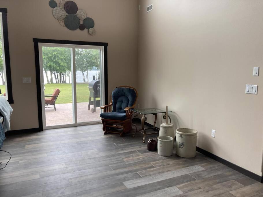Saylers Beach Home Lake Park MN — 4-Star Luxury Hotel in Lake Park, United States