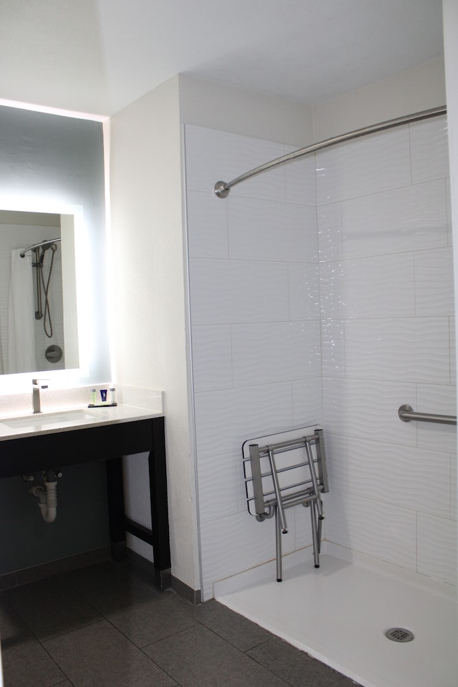 Wingate by Wyndham Kings Bay Naval Base I 95 - photo 2