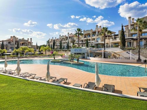 Apartment Pine Hills Pérola by Interhome — 4-Star Luxury Hotel in Vilamoura, Portugal