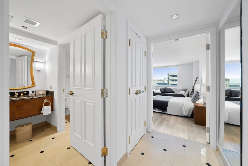 2br 3ba Condo Right Between Hard Rock and Ocean Casino - photo 19