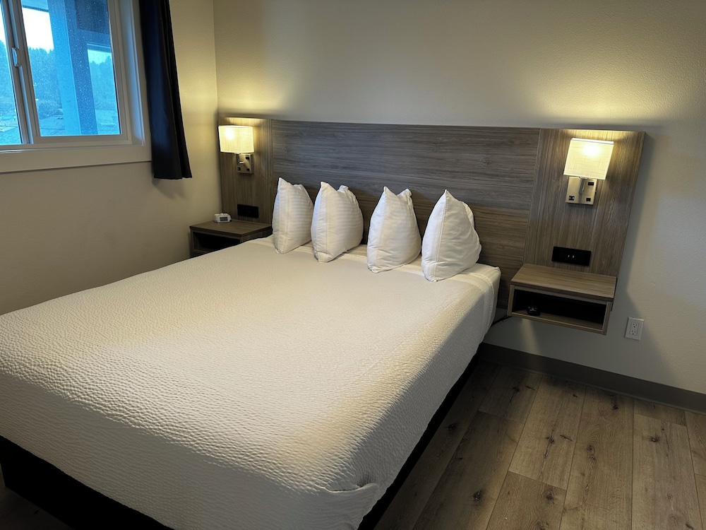 West Beach Suites - photo 45