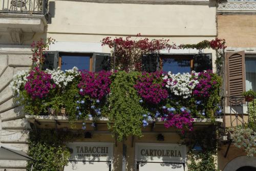 Appartamento Benincampi — 4-Star Luxury Hotel in Rome, Italy