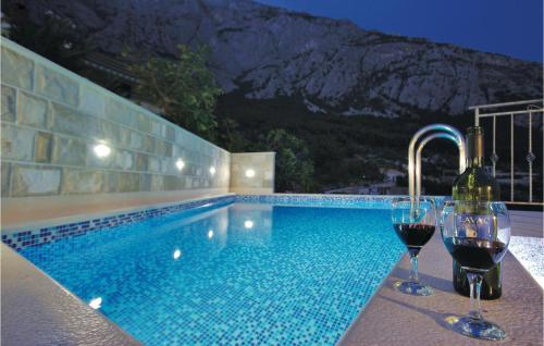 Cozy Home In Makarska With Kitchen — 4-Star Luxury Hotel in Makarska, Croatia