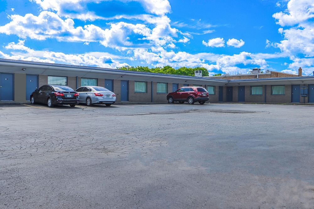 OYO Hotel North Lima OH Boardman - photo 28