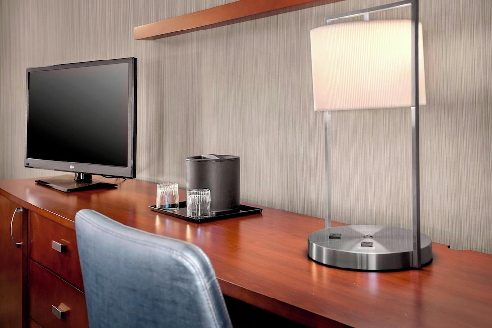 Courtyard by Marriott Parsippany - photo 6