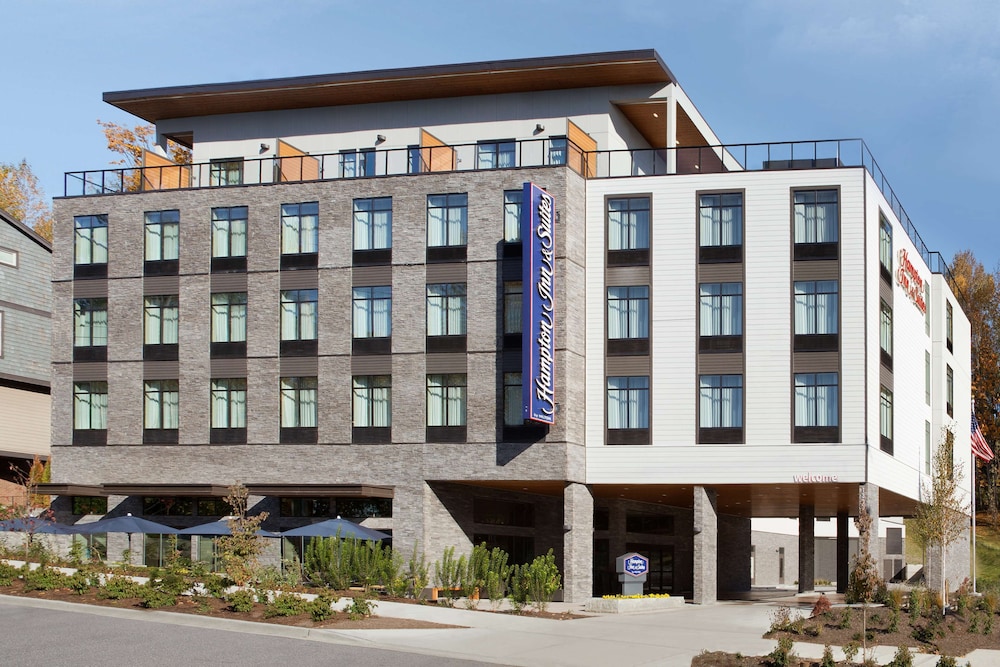 Hampton Inn & Suites Seattle Renton - photo 37