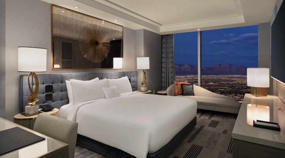 Fontainebleau Las Vegas - photo 24