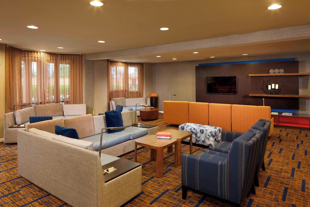 Courtyard by Marriott Brownsville - photo 3