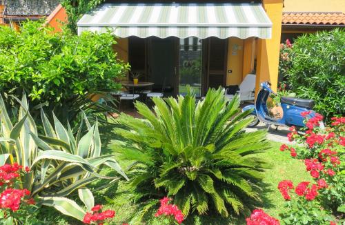 Appartamento A due passi dal lago — 4-Star Luxury Hotel in Toscolano Maderno, Italy