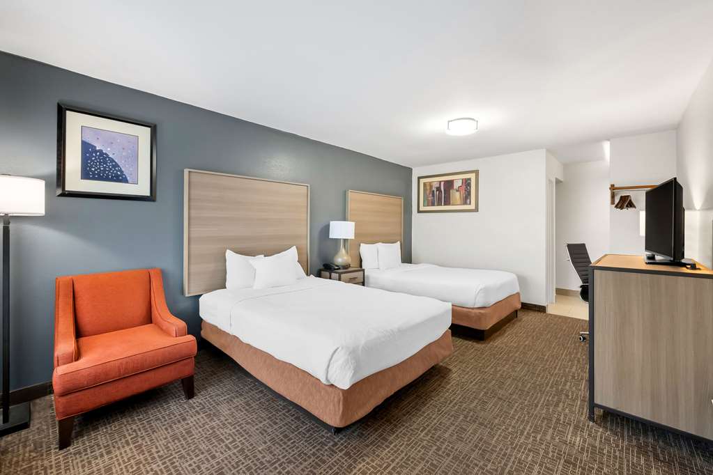 Quality Inn & Suites Fayetteville I 95 - photo 14