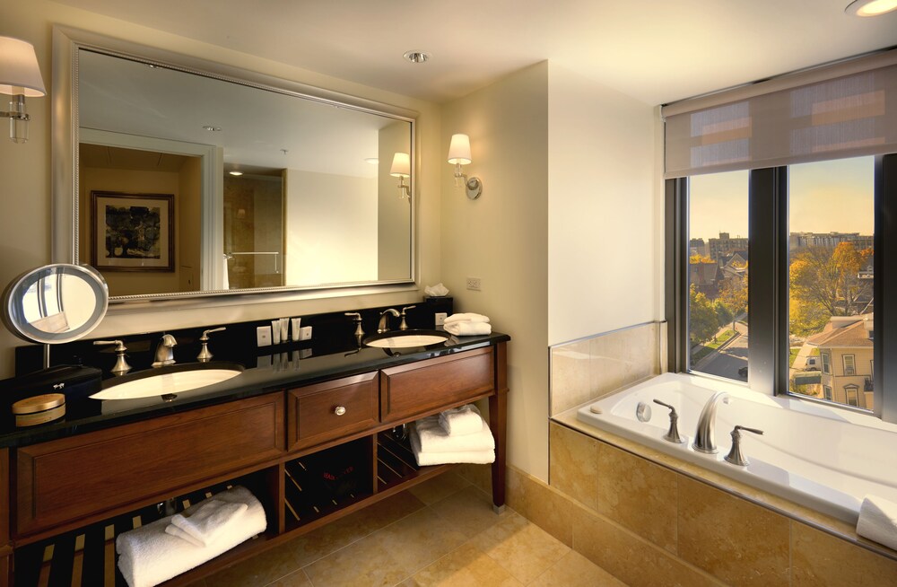 The Edgewater - photo 30