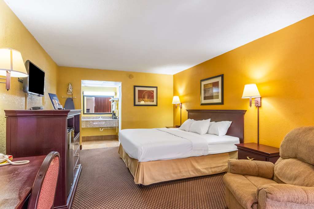 Americas Best Value Inn Elk City - photo 14
