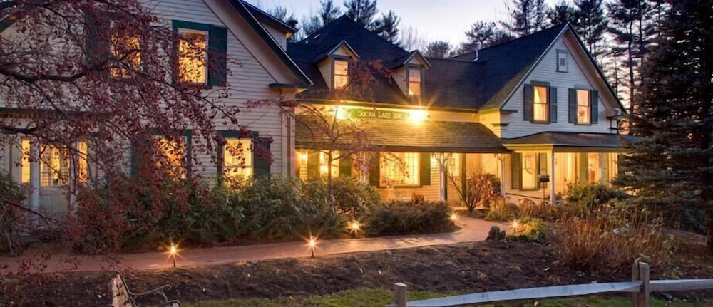 Squam Lake Inn 4436587 — Holderness