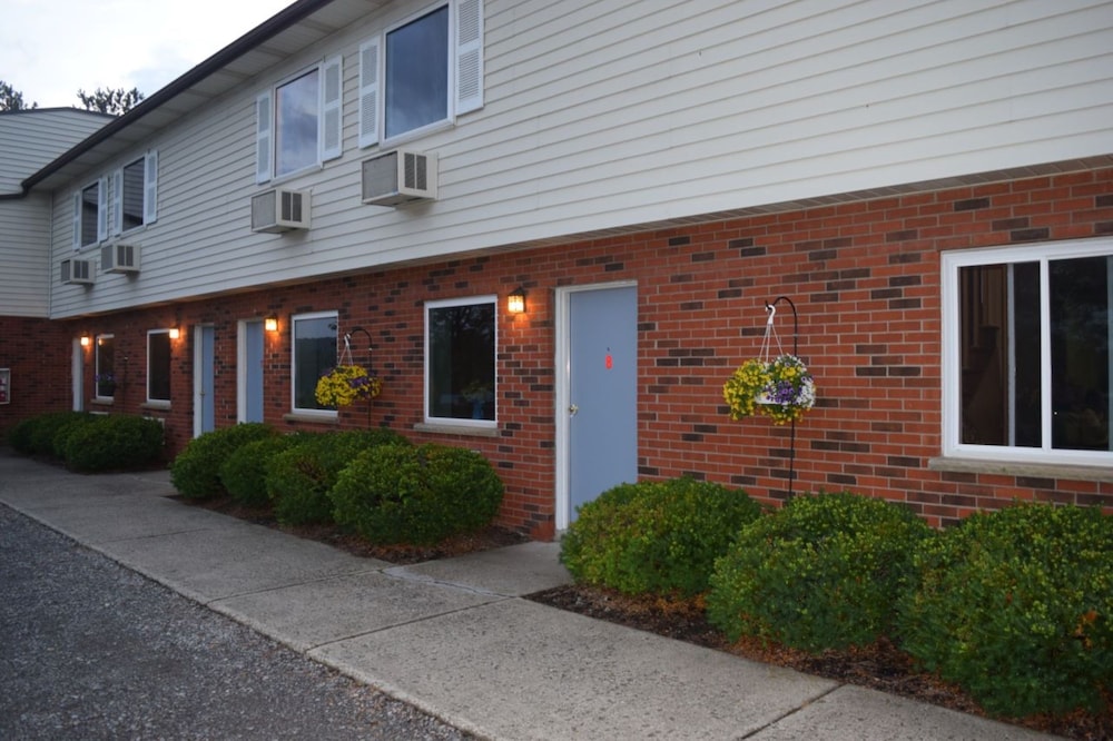 Attican Motel - featured photo