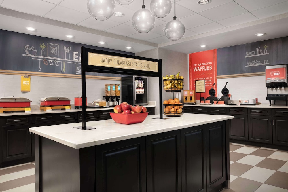 Hampton Inn & Suites Huntsville Research Park Area - photo 29