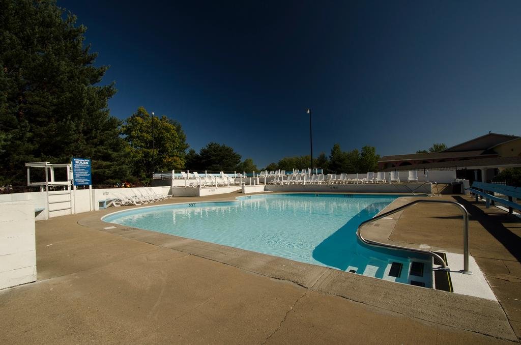 Brennan Beach Rv Resort Caravan Park — Pulaski
