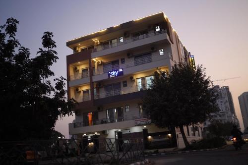 Sky Hotel in Bilaspur, India